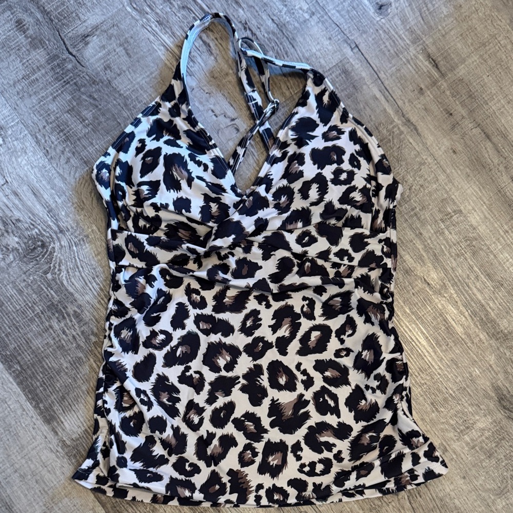 NWT Leopard Print  swim Top